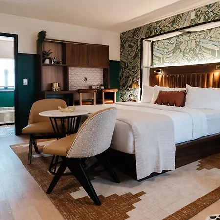 Uncommoner Hotel By Reverie Boutique Collection West Yarmouth Exterior photo
