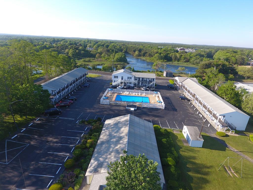 Uncommoner By Reverie Boutique Collection Hotel West Yarmouth