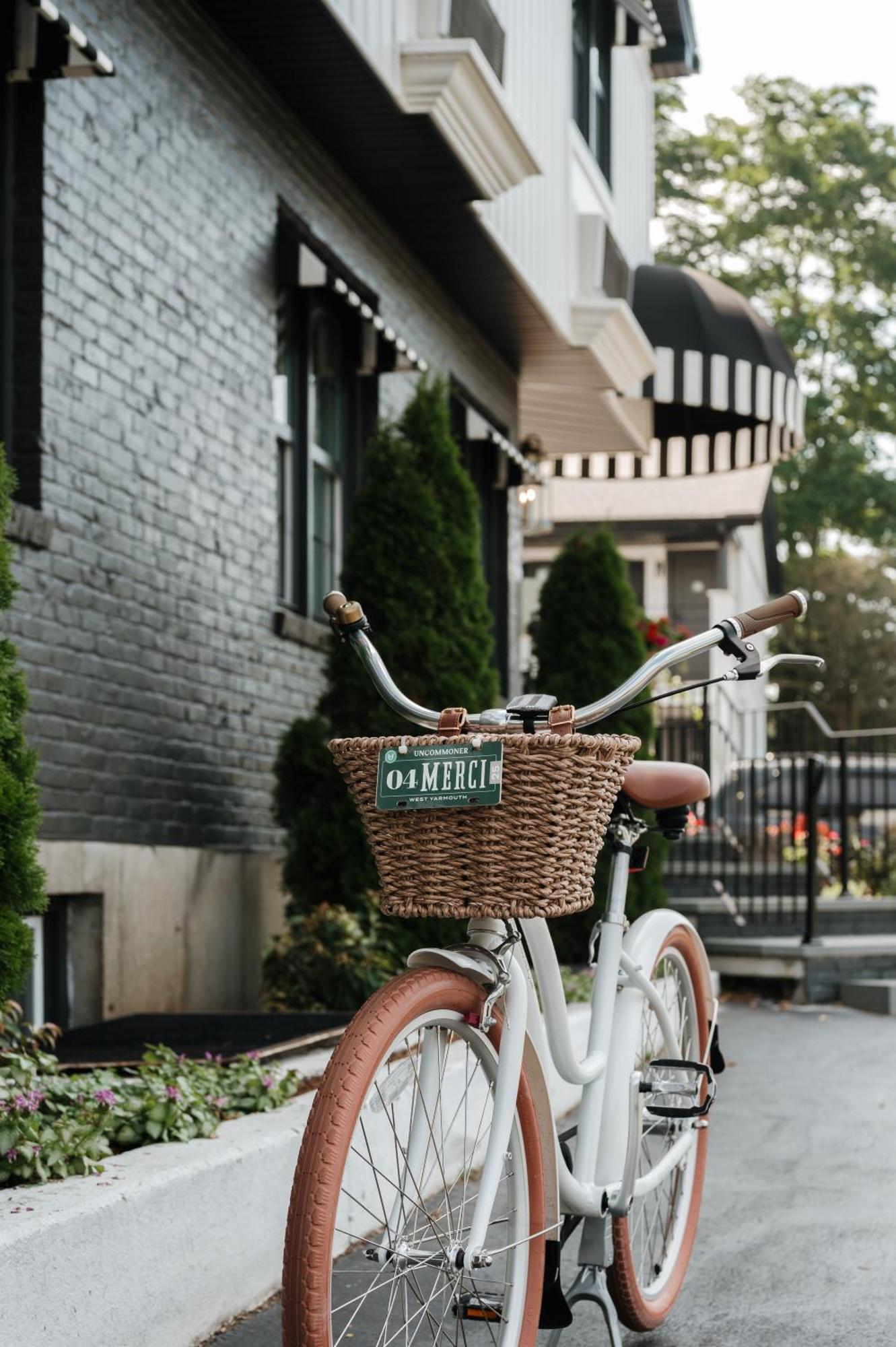 Uncommoner By Reverie Boutique Collection Hotel West Yarmouth