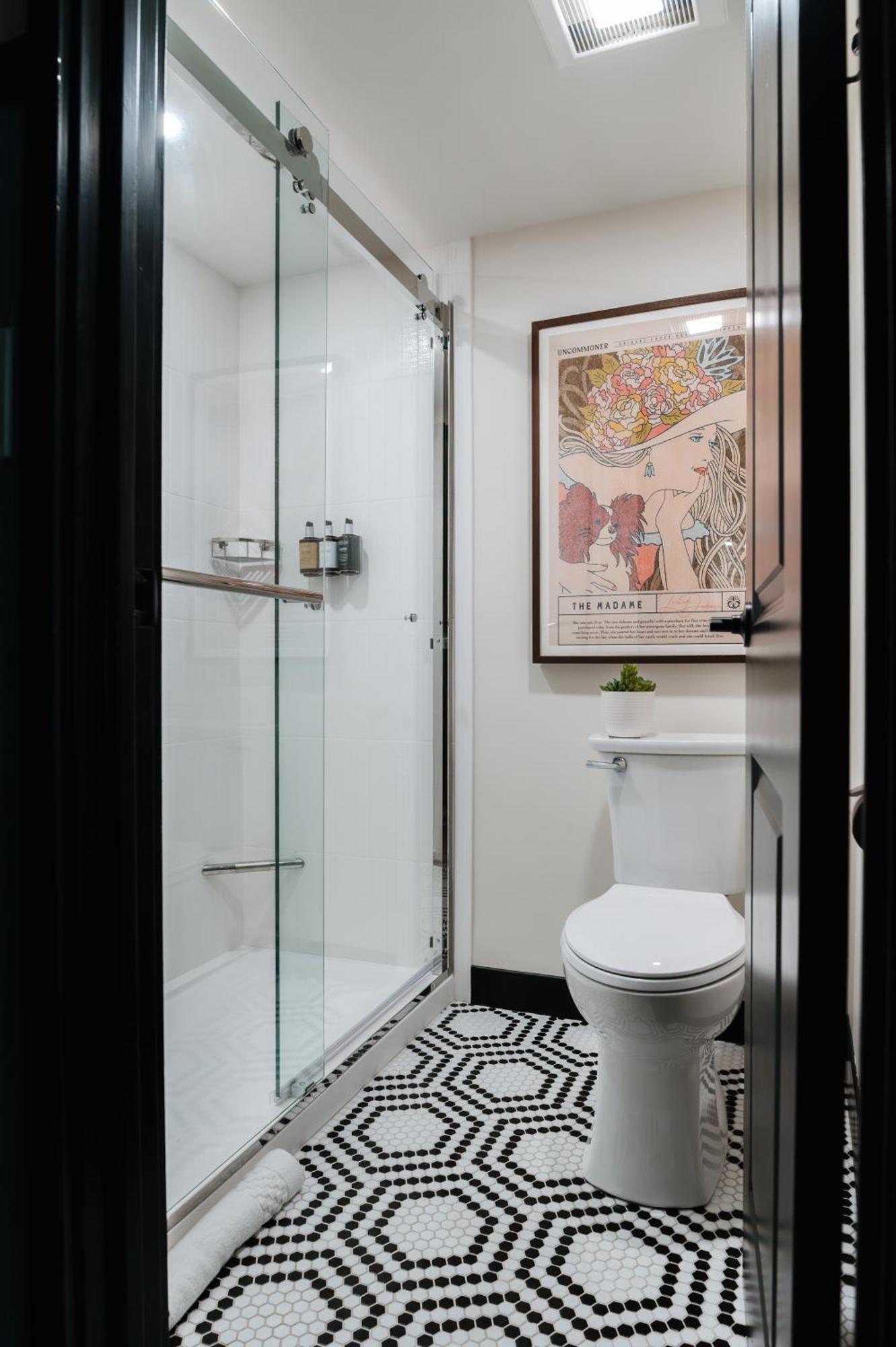 Hotel Uncommoner By Reverie Boutique Collection West Yarmouth